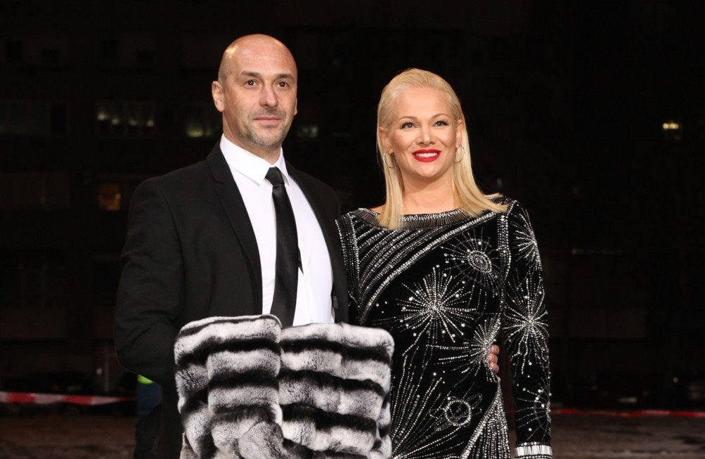 Ilda Šaulić je u medijima uvek nasmejana, a sada su komšije otkrile kako se ponaša prema njima!