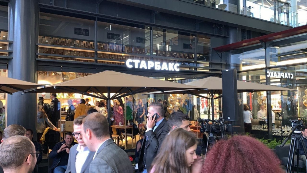 Najpoznatija kafa na svetu će se točiti i u Beogradu, a gigantska kompanija je jednim potezom pokazala KOLIKO CENI SRBIJU!