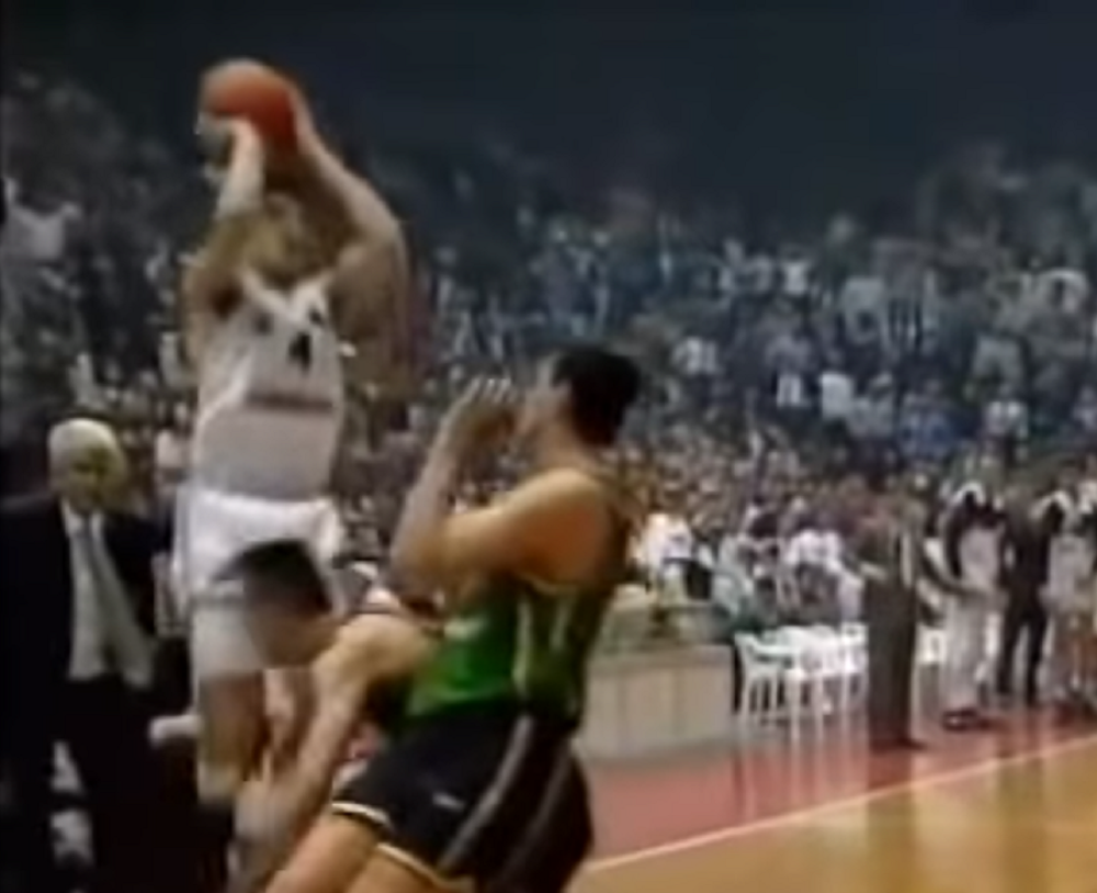Prošlo je tačno 27 godina otkako su crno-beli ispisali istoriju srpske košarke (VIDEO)
