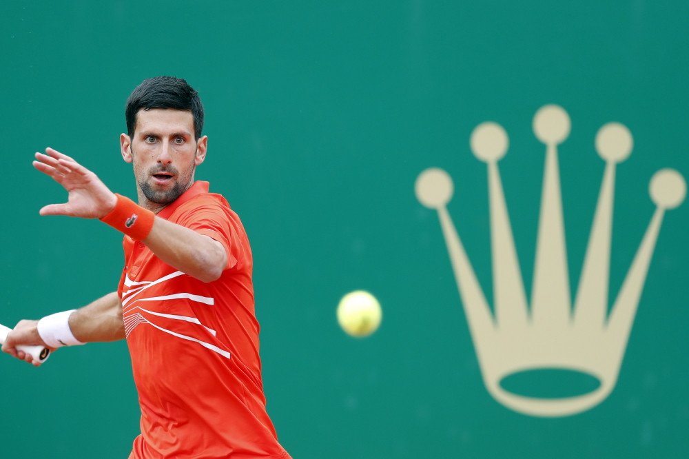 Tokom meča iskalio bes na reketu, raspravljao se sa publikom, a evo šta je NOVAK URADIO na kraju meča sa Kolšrajberom! (VIDEO)