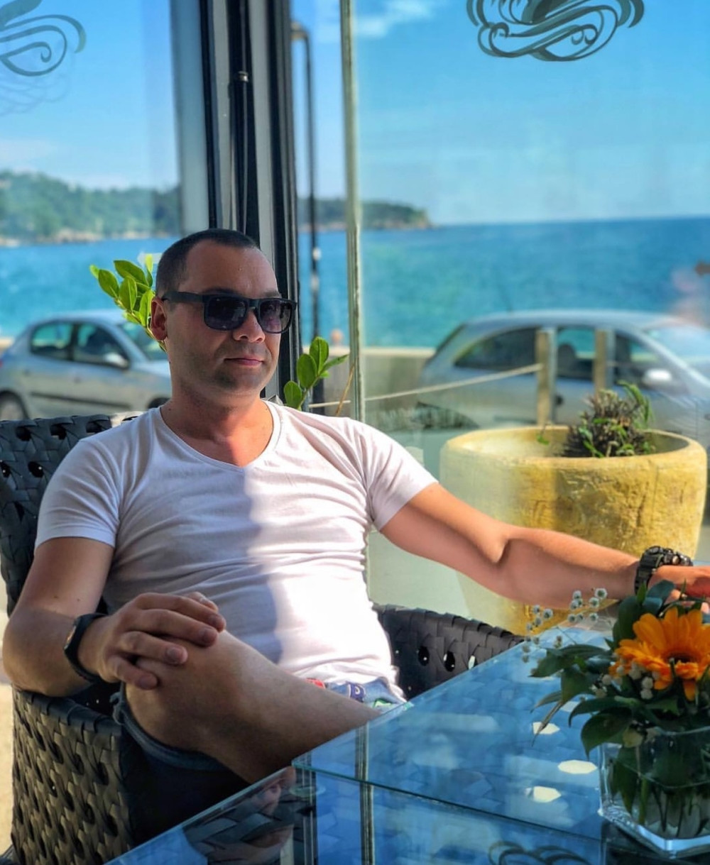 Darku Filipoviću devojke svakodnevno šalju bezobrazan sadržaj! Na ovaj brutalan način im odgovori!