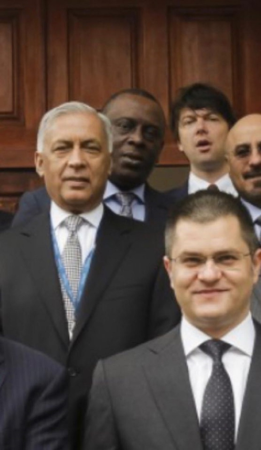 Doveo u Beograd čoveka kojeg TRAŽE ZA UBISTVO, na pitanja ostao NEM!