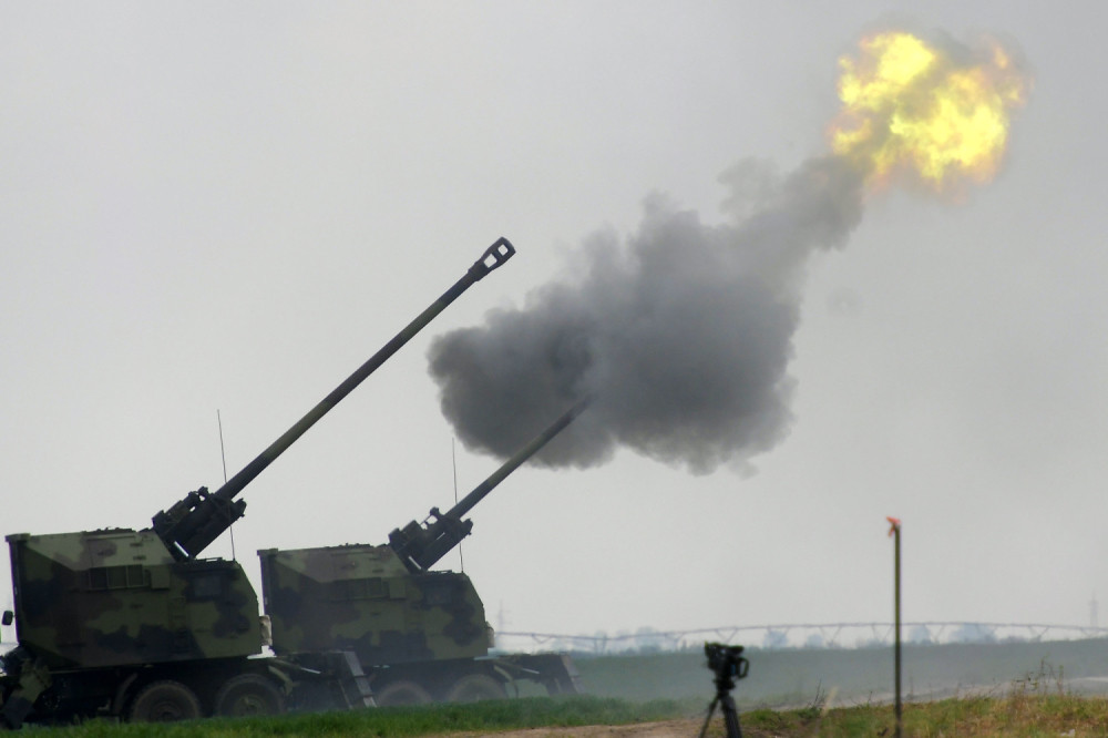 Teška artiljerija danas će pokrivati Niš, a sve će pažljivo posmatrati JEDAN ČOVEK!