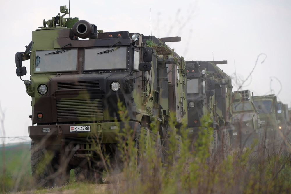 Na nišanu zbog izvoza vrednog milijardu dolara! Napad krenuo kad je srpsko teško oružje ušlo u armiju članice EU!
