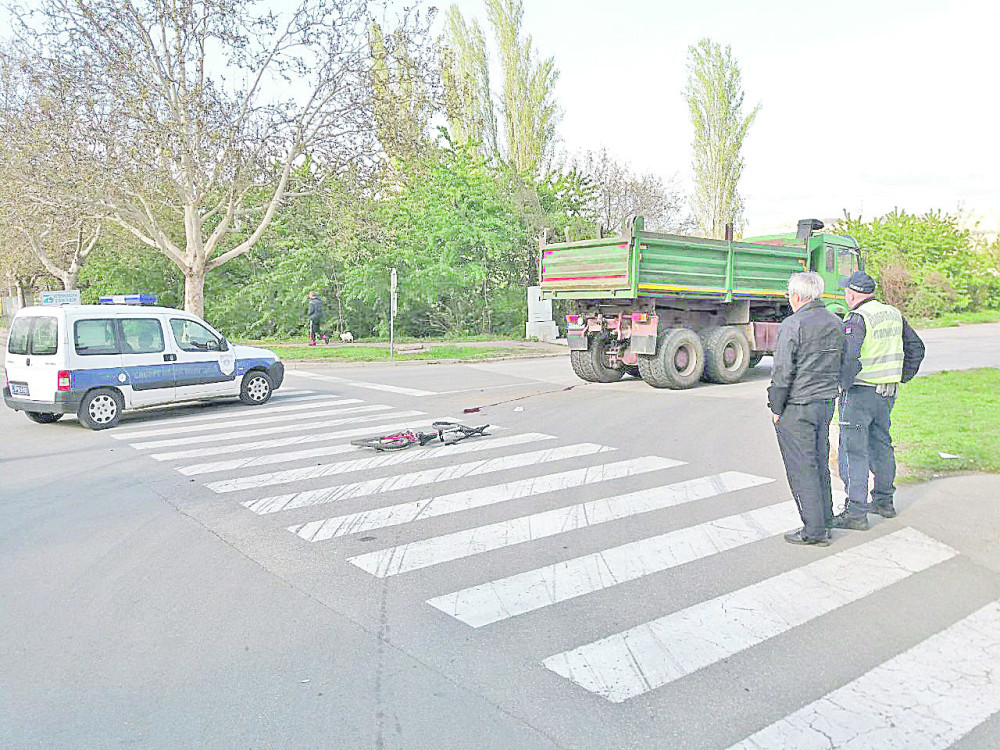 Kamion ubio dečaka (15) na pešačkom prelazu! Tragedija u Boru