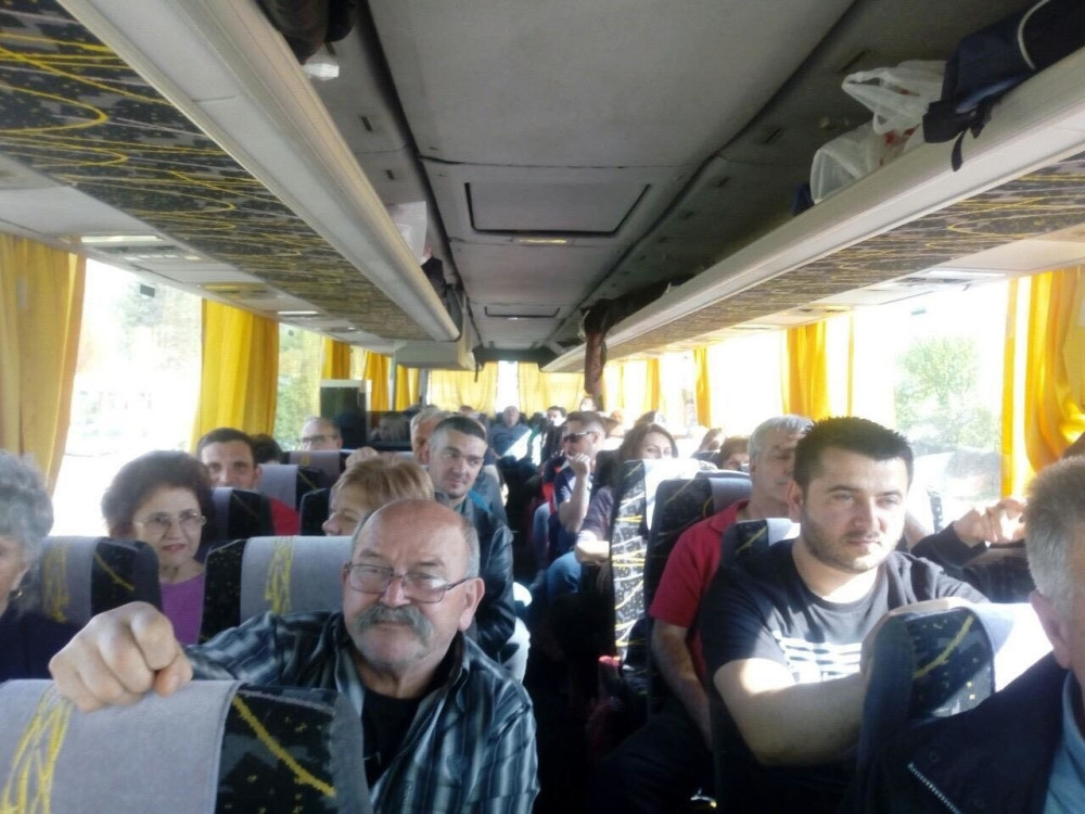 Šiptari opkolili autobuse sa Srbima koji su krenuli za Beograd, pa se odlučili na strahovit potez!