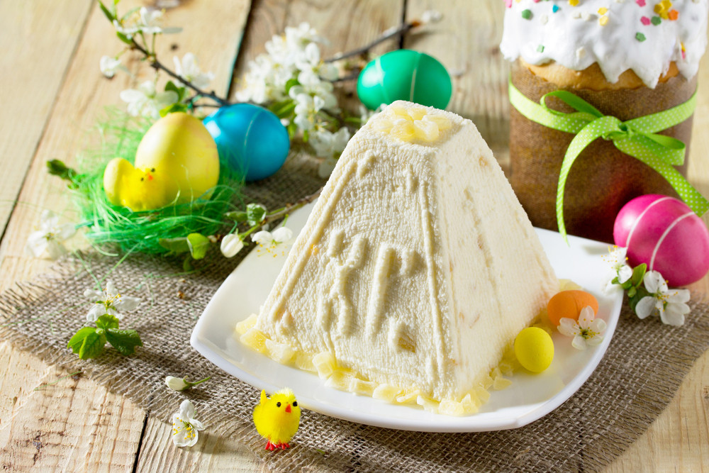 Paška - slatkiš od sira kojim Rusi završavaju vaskršnji post!