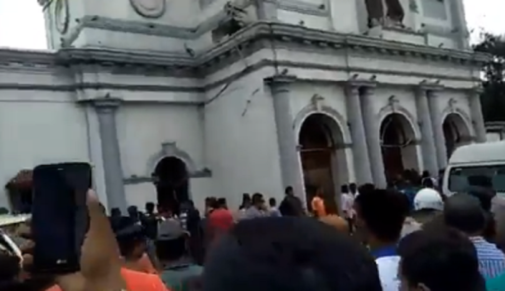 Rano jutros napadnuto nekoliko crkava i hotela, strahuje se da ima na stotine mrtvih!