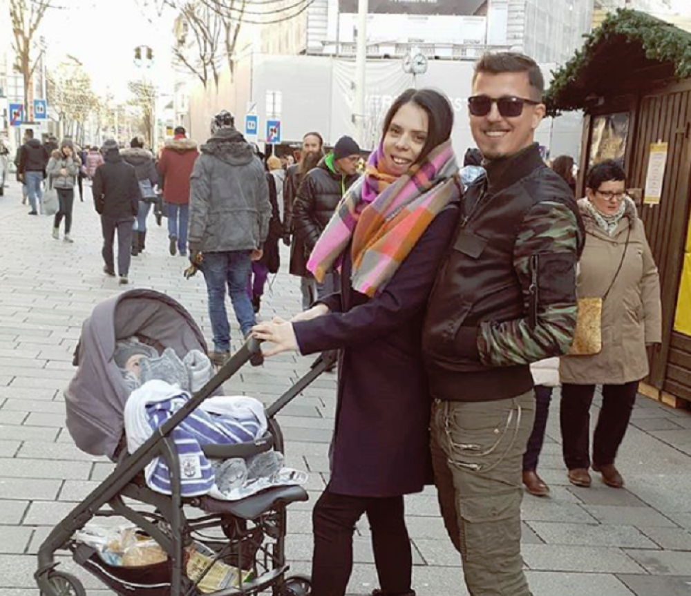 Pevač pravi svadbu sa voditeljkom za 400 zvanica, čitava estrada će se sjatiti na ovaj događaj!