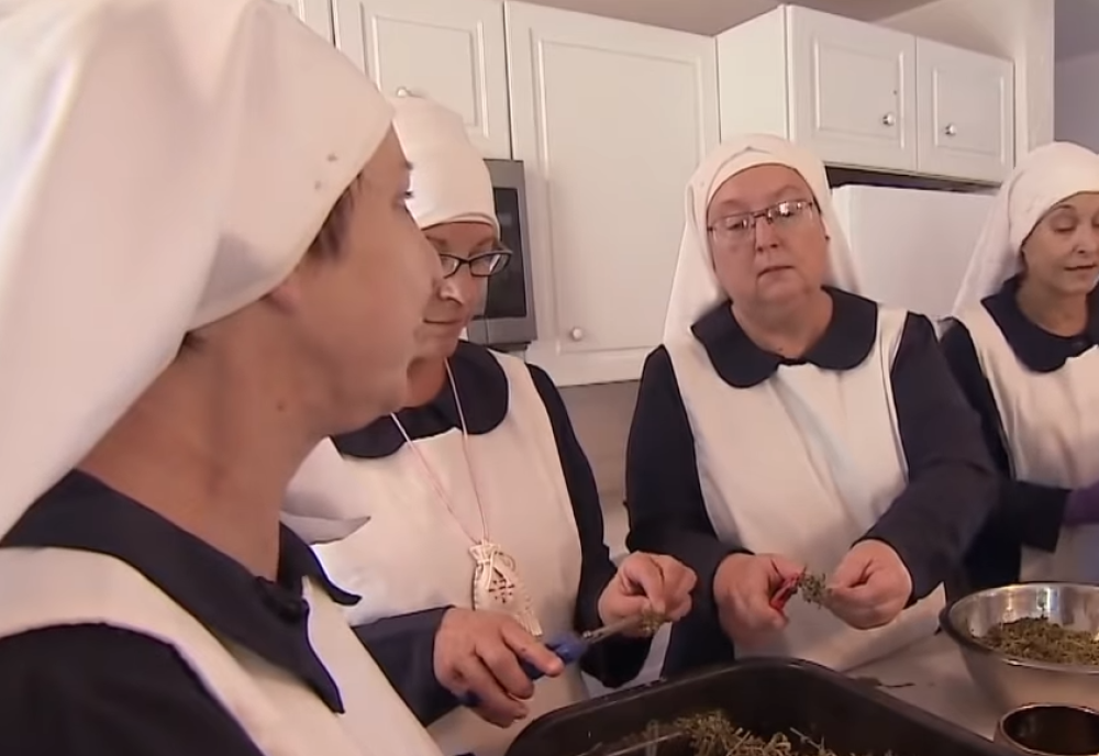 Kaluđerice uzgajaju marihuanu, nećete verovati kome je daju (VIDEO)