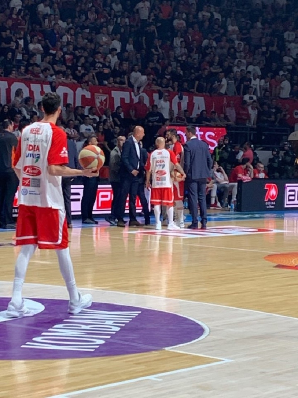 "Ne nasedajte na provokacije, oni to žele!" (FOTO + VIDEO)