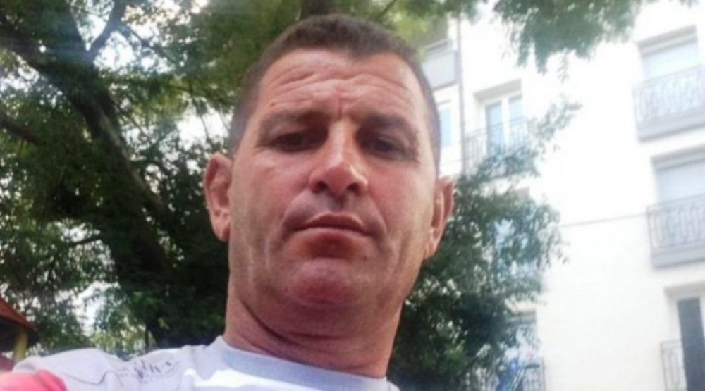 Dečak (8) platio životom jer mu je tata bio kriminalac! Otkriveni detalji brutalnog ubistva oca i sina!