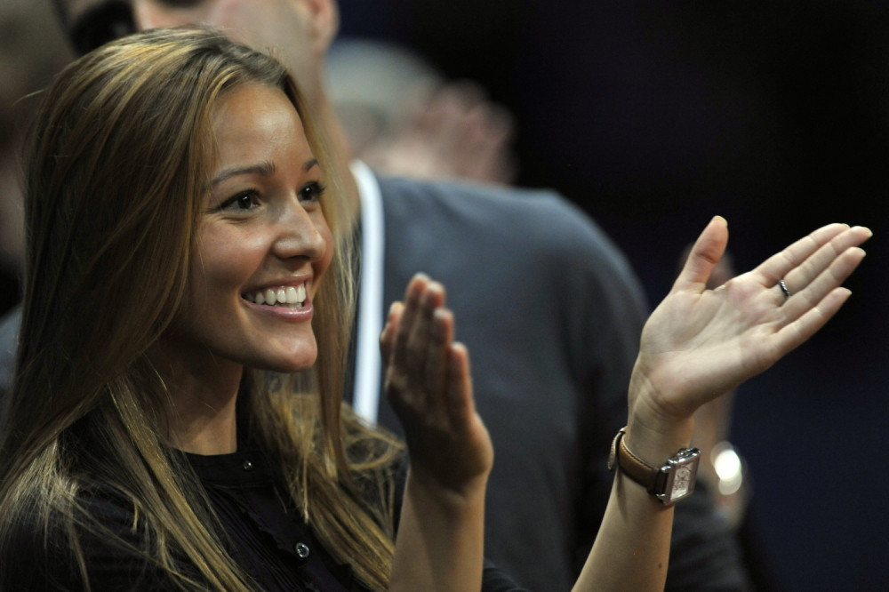 Ona se inatila pa joj je Novak dao otkaz, ipak je njen ego bio jači: "Ti radiš za mene!"