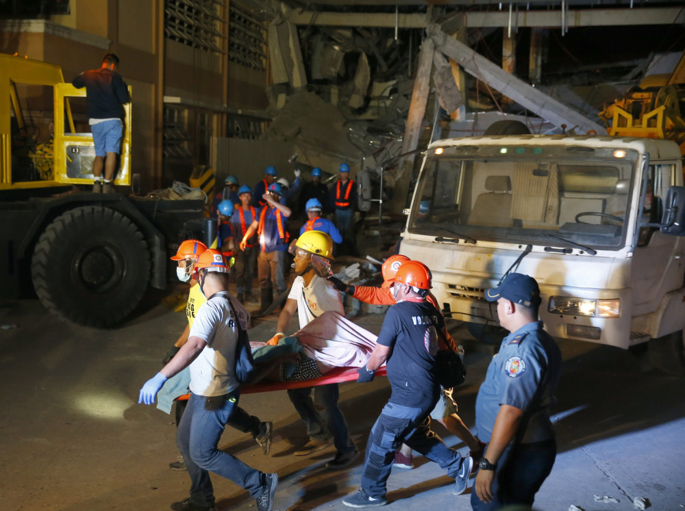 Zemljotres razorne jačine grunuo, zemlja u rasulu!