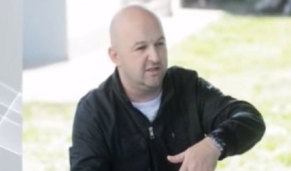 Ovo je Željko Kovačević koji je u sačekuši ubio biznismena Slavišu Krunića! Tražio ga i Interpol!