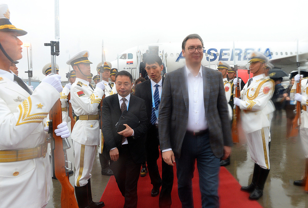 Nakon ovih njegovih reči, ovacije u Pekingu nisu mogle da stanu: Često sam bio pod pritiskom raznih strana, ali nikada Kine