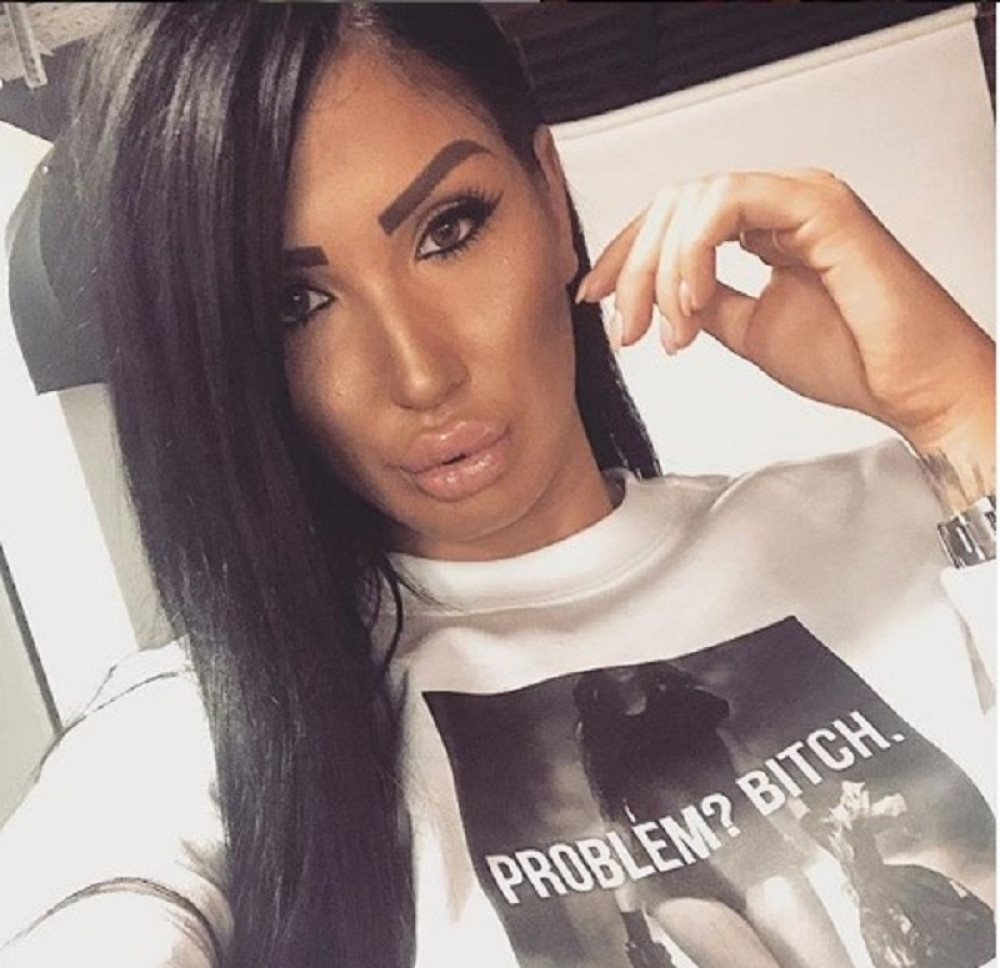 Verila se Tijana Ajfon! Zasijao SKUPOCENI PRSTEN, a evo ko je izabranik njenog srca! (FOTO)