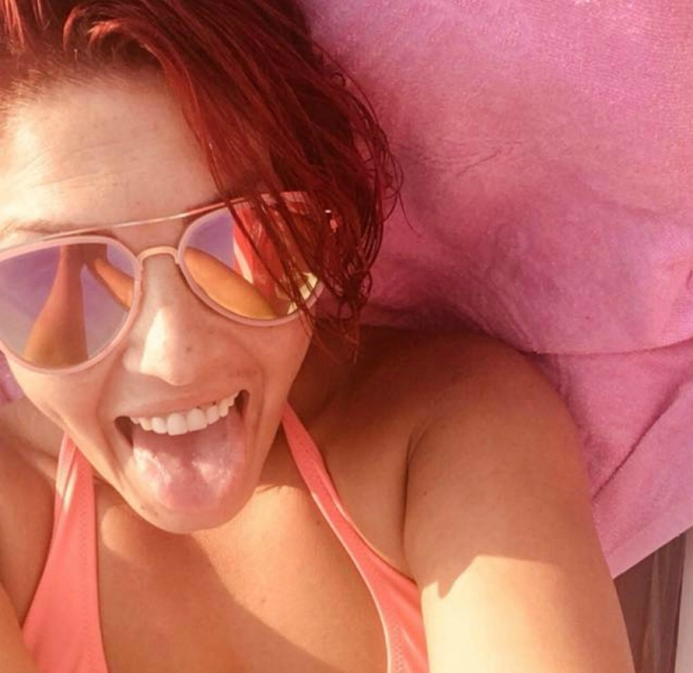 Eksplicitni snimak učesnice "Parova" ugledao svetlost dana! Orgijala do zore sa poznatim košarkašem! (FOTO 18+)