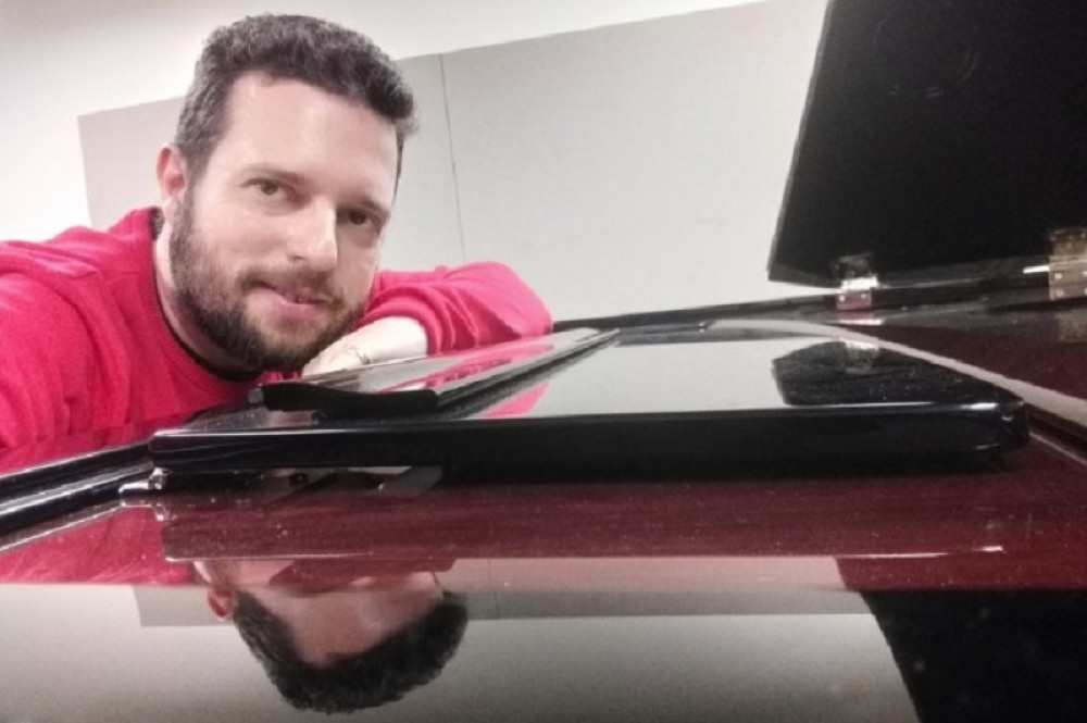 Prvi srpski doktor džez klavira prvi put u Srbiji posle 12 godina