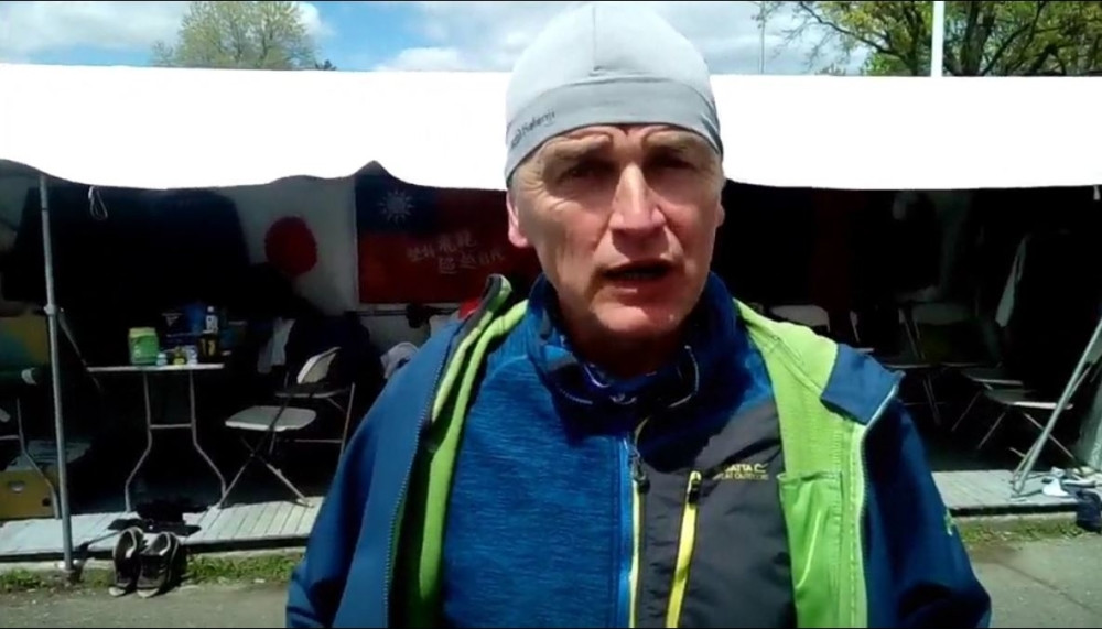 Srpski ultramaratonac stigao na pola puta: "Osećaj je sve lepši"! (VIDEO)