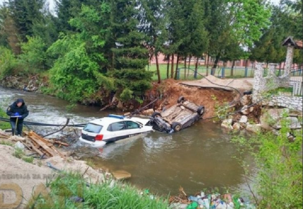 Policija jurila lopove u Novom Travniku, ali su svi zajedno završili NA KUPANJU! (FOTO)