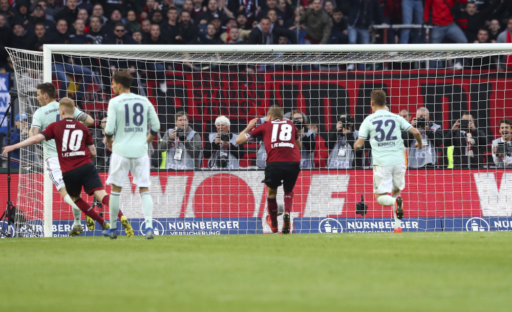 Stativa spasila Bajern, trka za titulu i dalje traje (VIDEO)