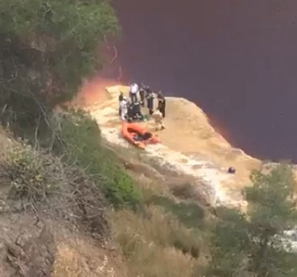 Mladić preživeo, a devojka suvozač se udavila