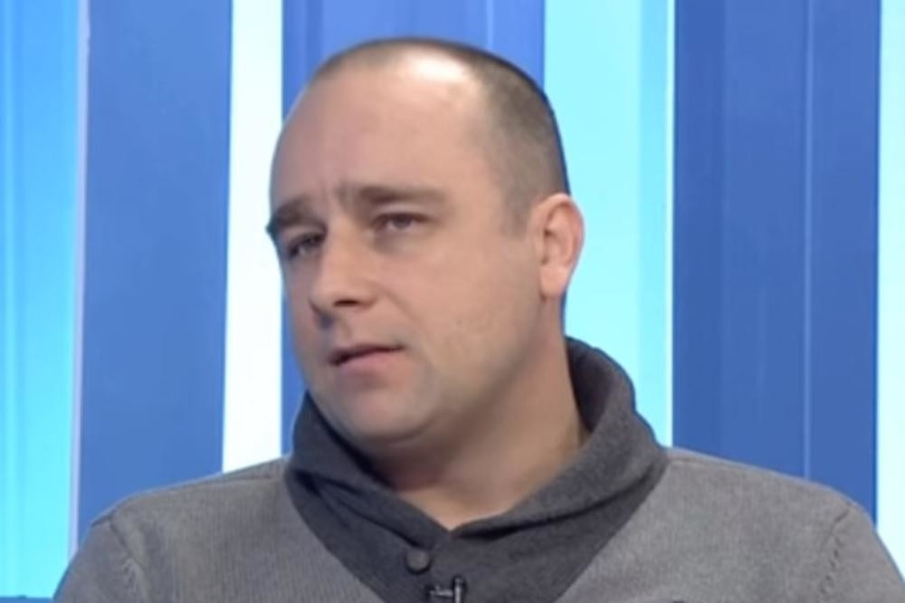 Leteli su za Pariz, a jedan putnik je iznenada počeo DA UMIRE, Okić je počeo operaciju u vazduhu: Rekao je da je bio u DŽUNGLI!