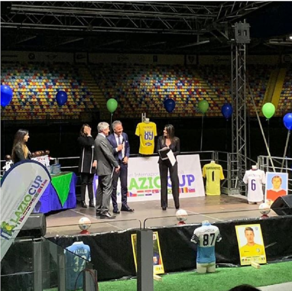 Preporodio tim iz zone ispadanja svojim dolaskom, Mihajlović dobio priznanje za svoj rad! (FOTO)