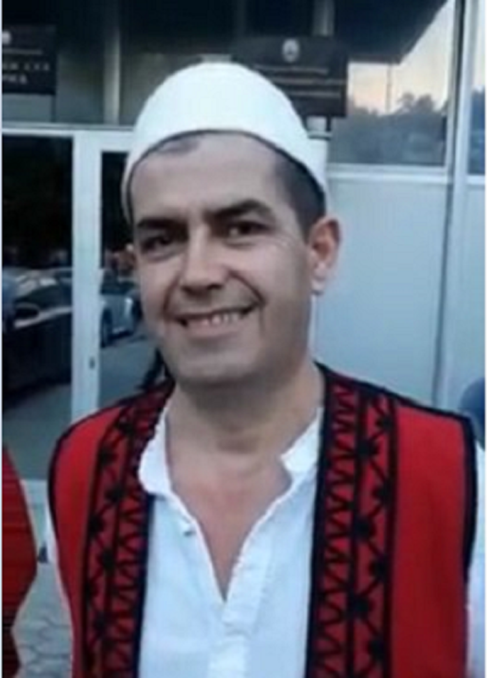 Nova provokacija! Albanac momentalno uhapšen, pobo zastavu NASRED JEZERA! (FOTO)