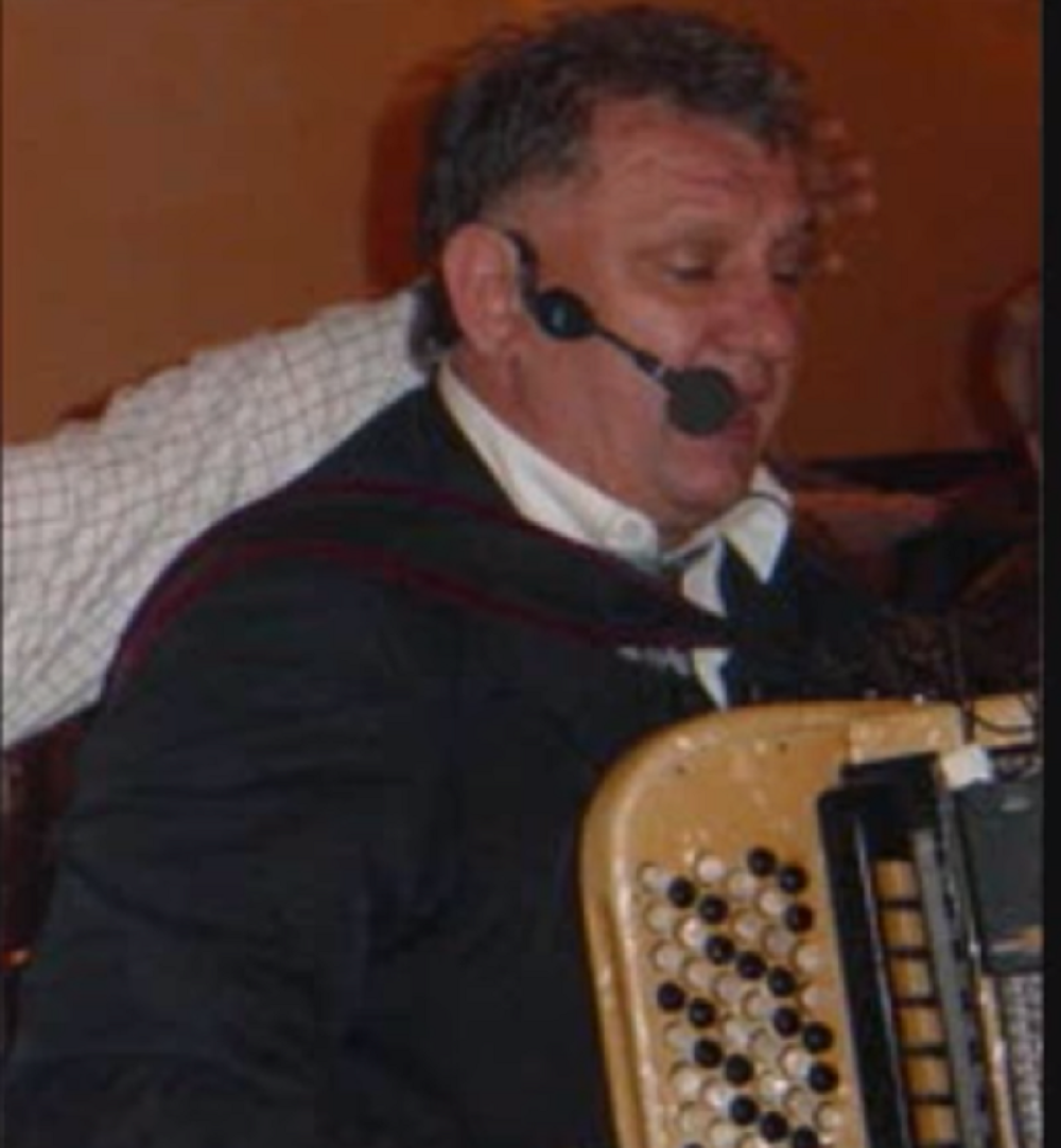 Muzičar izboden 7 puta u kafani: Ova velika imena srpske estrade vinuo je u zvezde, evo ko je Slobodan Betulić Betula!