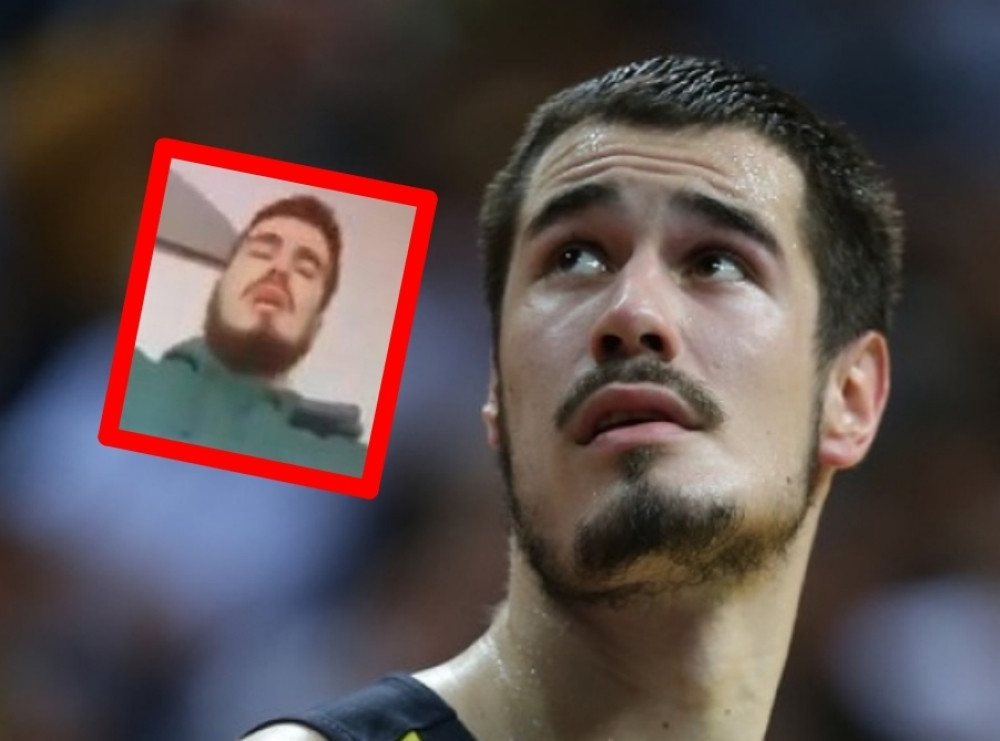 Posle Kalinića i Davora isplivale GOLE fotke GRANDOVOG PEVAČA! Vidi se i PENIS i lice, ne može da se IZVUČE (FOTO 18+)