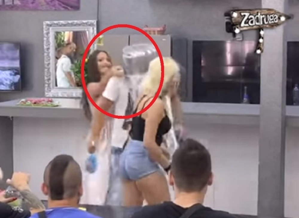 Pojavio se snimak BEZ CENZURE! Evo šta se zapravo desilo i ko je koga IZUDARAO u Zadruzi!