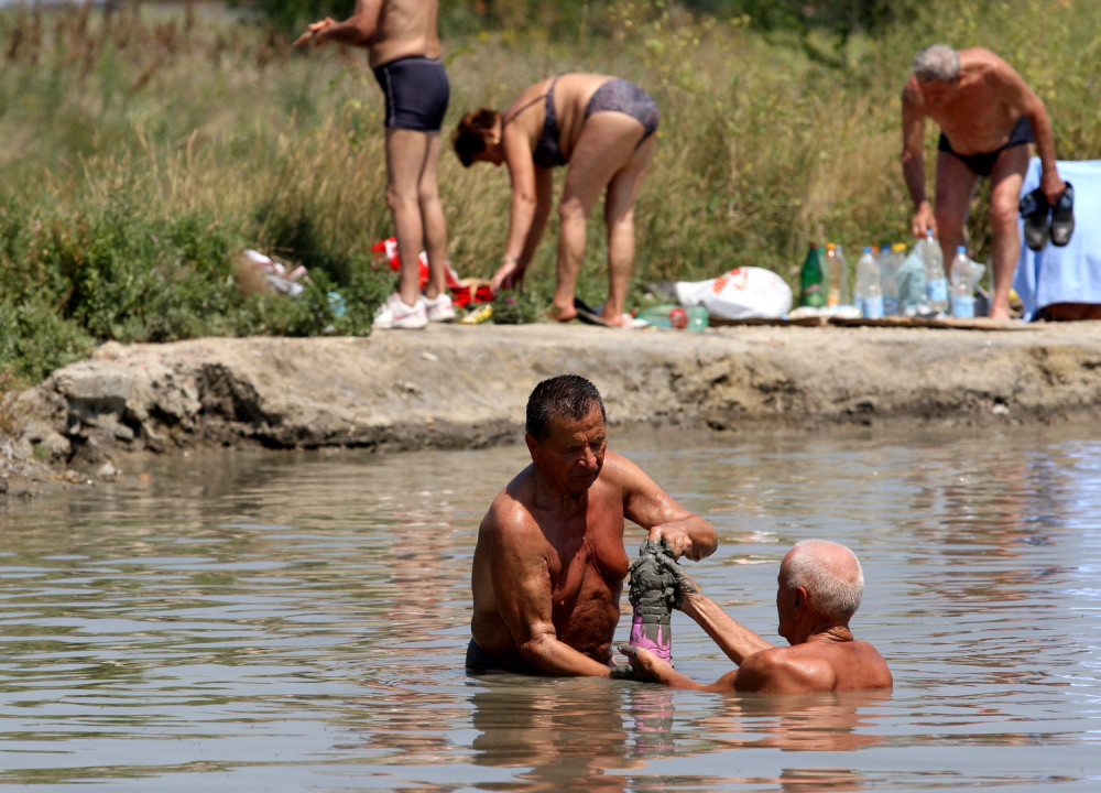 Penzioneri sa malim penzijama dobijaju pravo na besplatnu 10-dnevnu rehabilitaciju u jednoj od 24 banje!