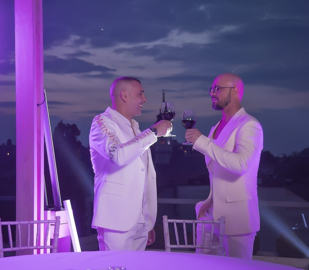 Folk pevač udružio snagu sa mlađim kolegama