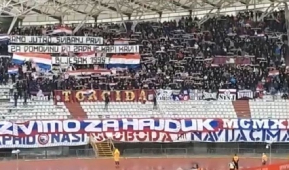 Torcida opet slavi ubijanje Srba! Ustaše veličaju "Bljesak" i "Oluju"! (VIDEO)