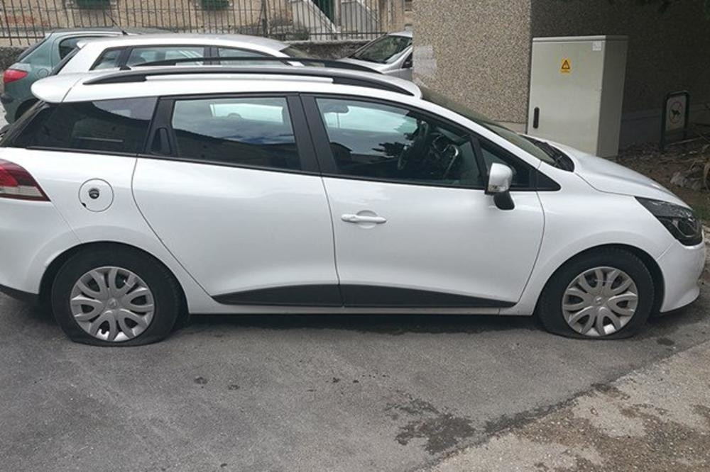 Ostavio kola ispred zgrade, kada se vratio imao je šta da vidi, a krive su bile BEOGRADSKE TABLICE! (FOTO)