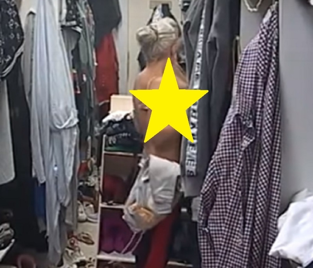 Matora i Sanja se DOHVATILE u garderoberu! Spustila joj brus, pa joj rukama dodirivala bradavice... (18+)