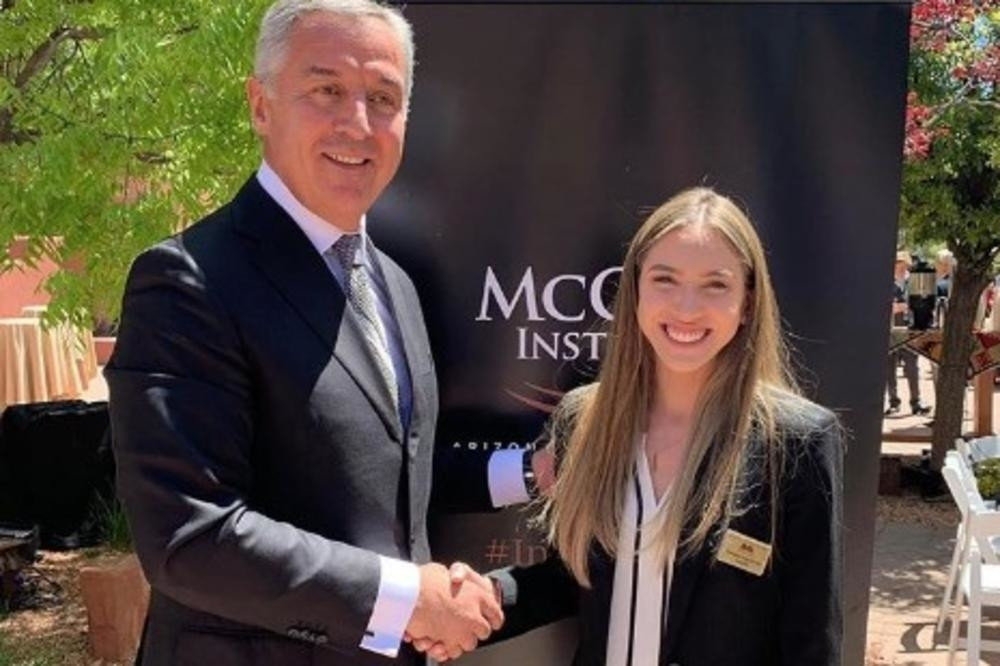 "Zabila si sebi...": Milo se slikao sa ženom Huana Gvaida, ali na jednu stvar nije računao! (FOTO)