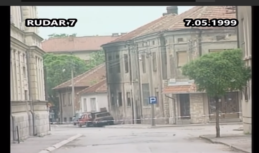 Čuli su se avioni, a onda je grad za tri minuta zasut kasetnim bombama