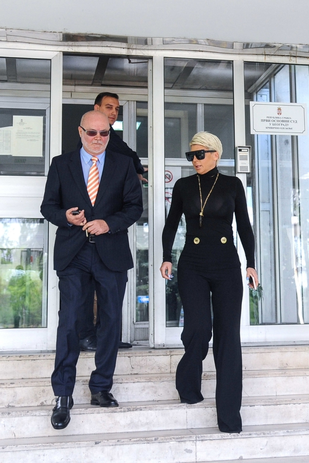 Slučaj Karleuše i Cece poprimio JOŠ VEĆE RAZMERE! Advokat objasnio zašto je tražio izuzeće sudije!