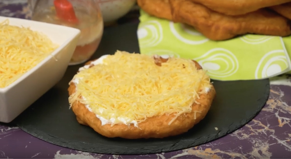 Langoš brzinski spremite za doručak, nećete se pokajati!