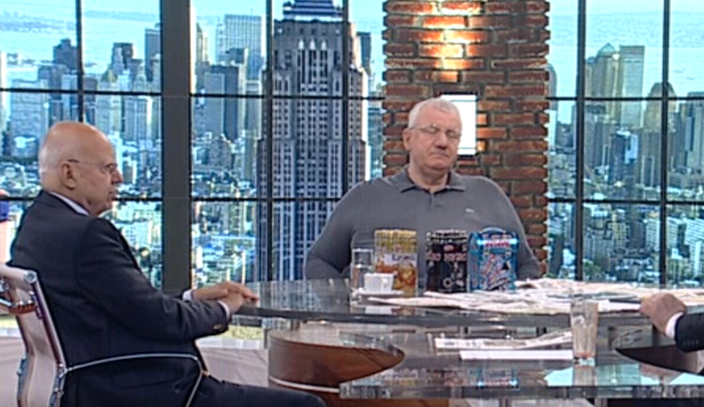 Advokat Toma Fila rekao Šešelju da izgleda kao da je u 5. mesecu trudnoće - au, al' se grdno pokajao!