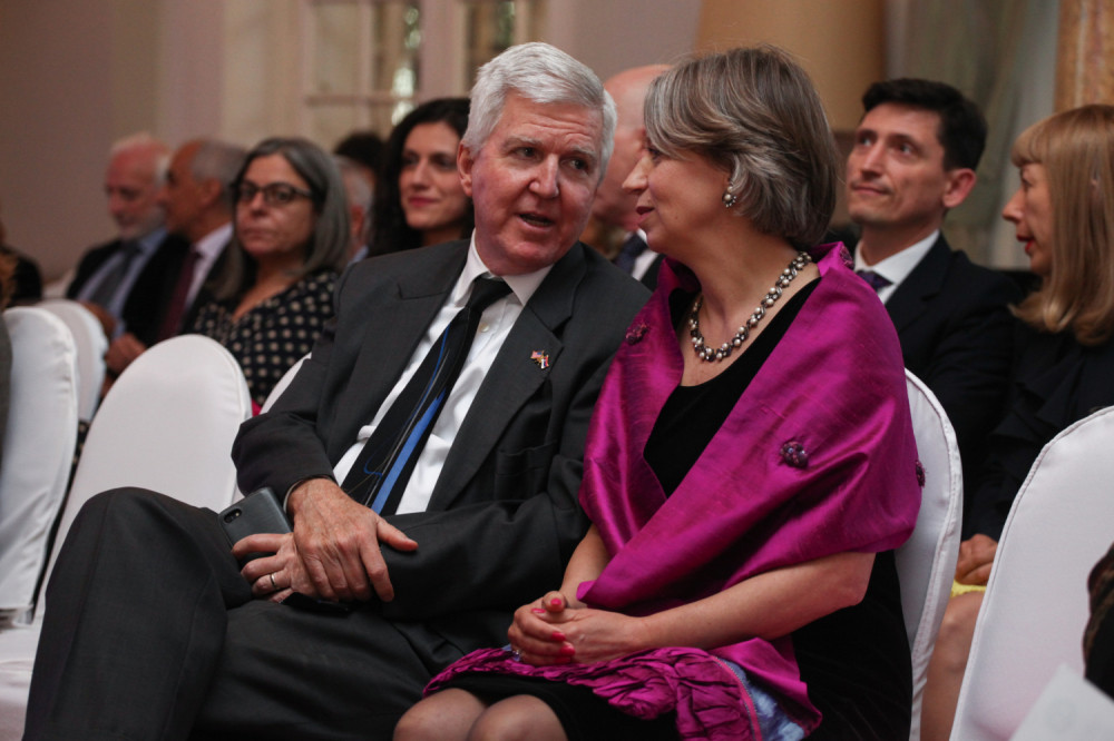 Srbi olujno odgovorili američkom ambasadoru, stali u odbranu GENERALA LAZAREVIĆA: Vaša zločinačka armija je pobila na stotine nedužnih ljudi!