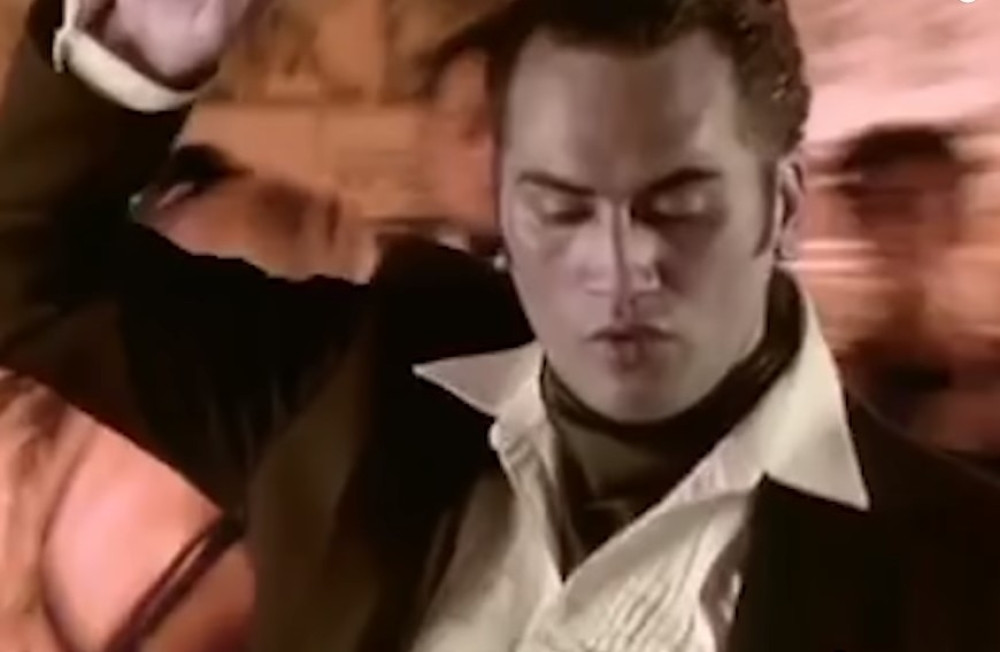 Pevač čiji hit stalno PEVAMO preminuo je pre 8 godina! (VIDEO)