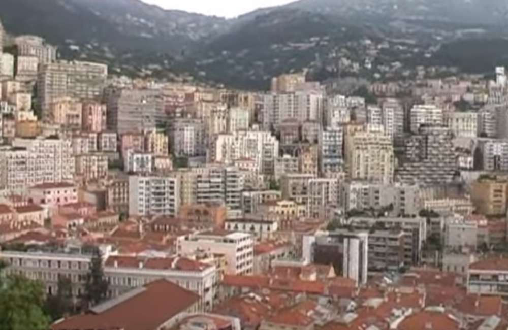 Nema vojsku ni kriminalce: Ima dva princa i zdravo stanovništvo! Idealno je mesto za život!