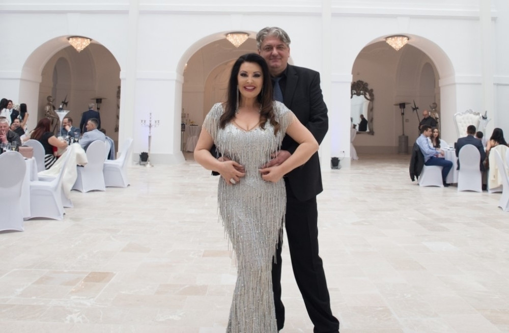 Draganin sin slavio punoletstvo u dvorcu! Ovakav luksuz još nije viđen (FOTO)