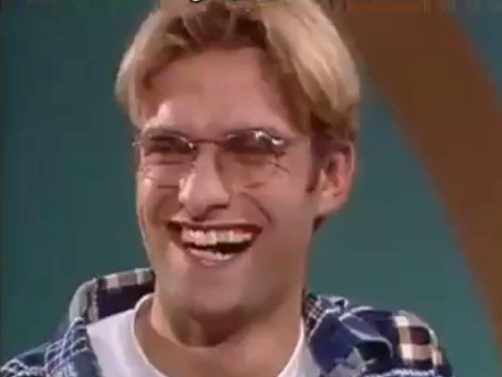 Njegovi odgovori su urnebesni, na kraju IZGUBIO MILION (VIDEO)