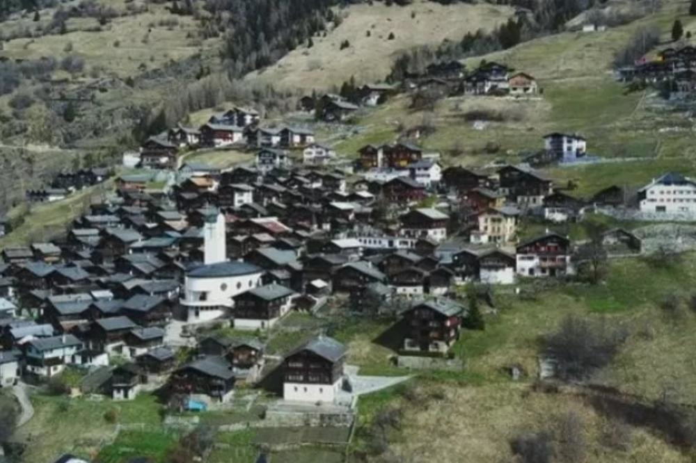Ovo selo nudi 60.000 evra svakom ko hoće da se preseli! Kad vidite kako izgleda, odmah ćete početi da se pakujete!