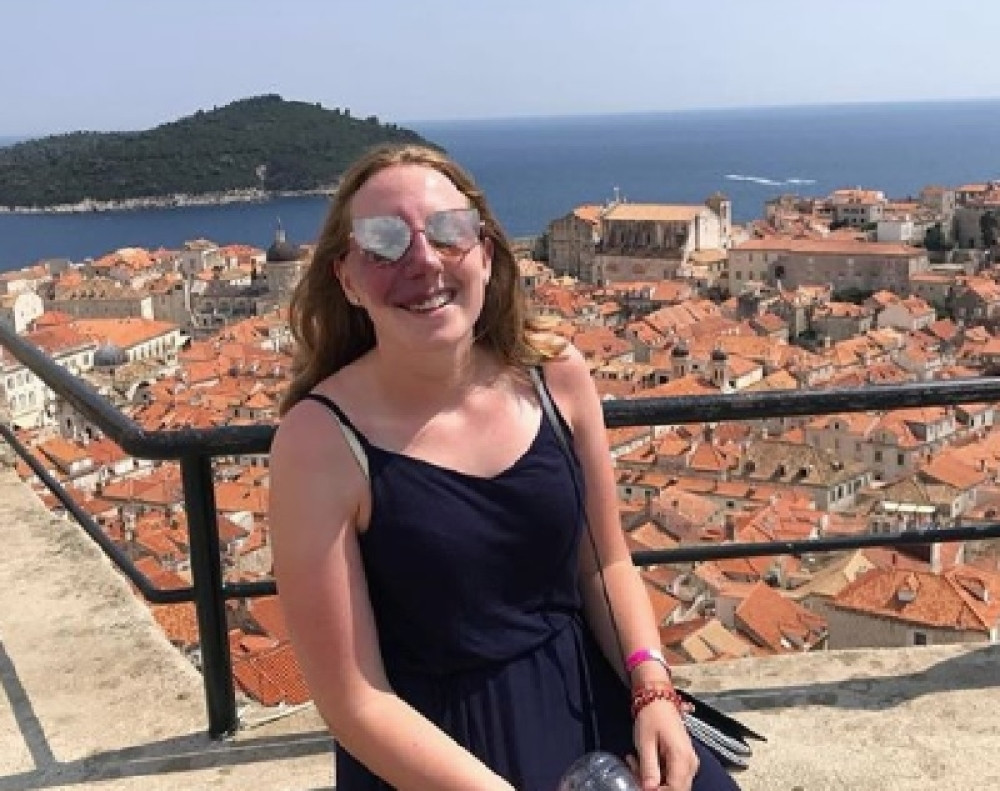 Došla na letovanje u Hrvatsku, ove reči je slomile: Nisu problem deca, već odrasli! (FOTO)